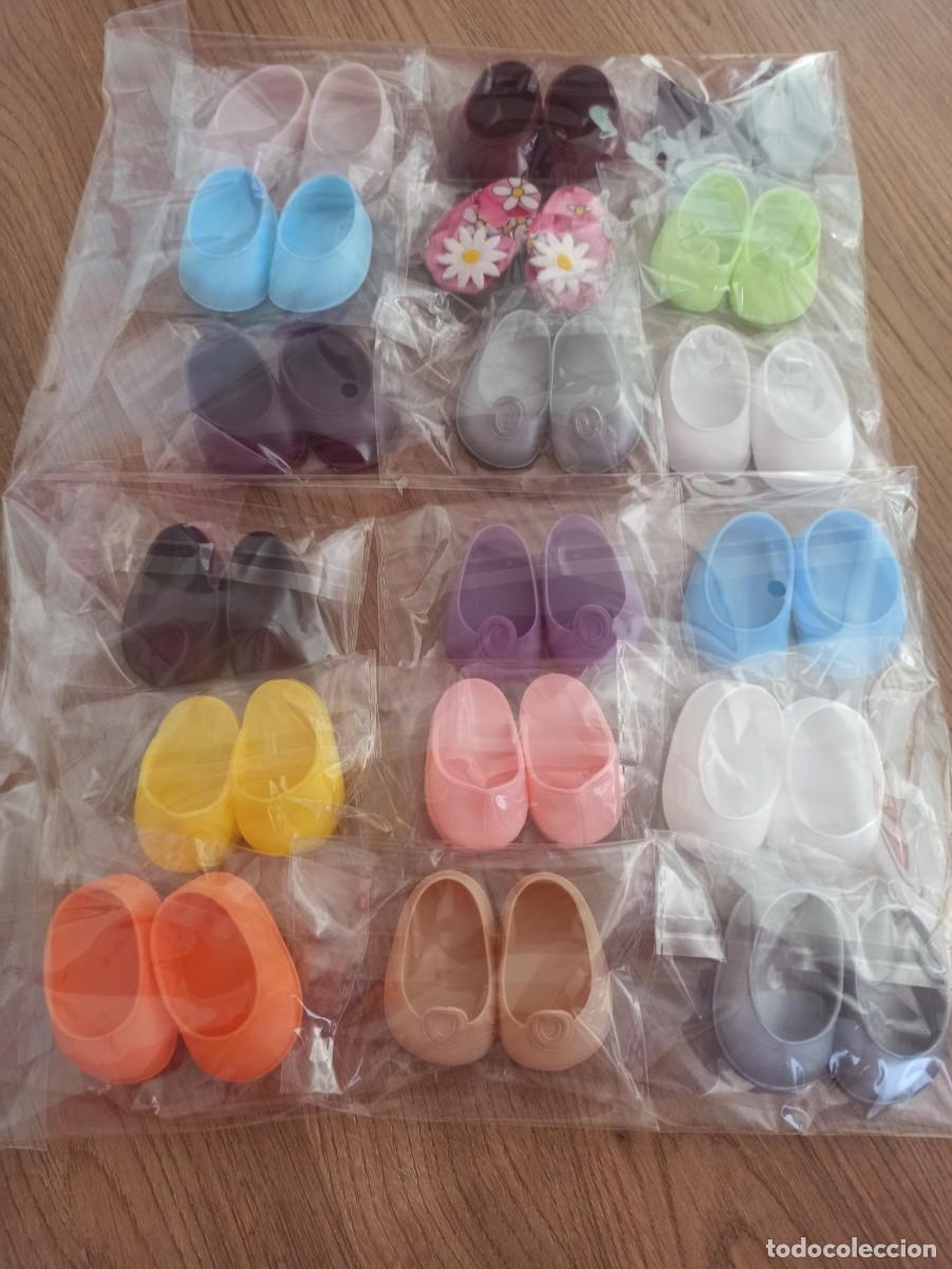 Mu&ntilde;ecas Nancy y Lucas: Lote 18 pares de zapatos Nancy classica y reedicion
