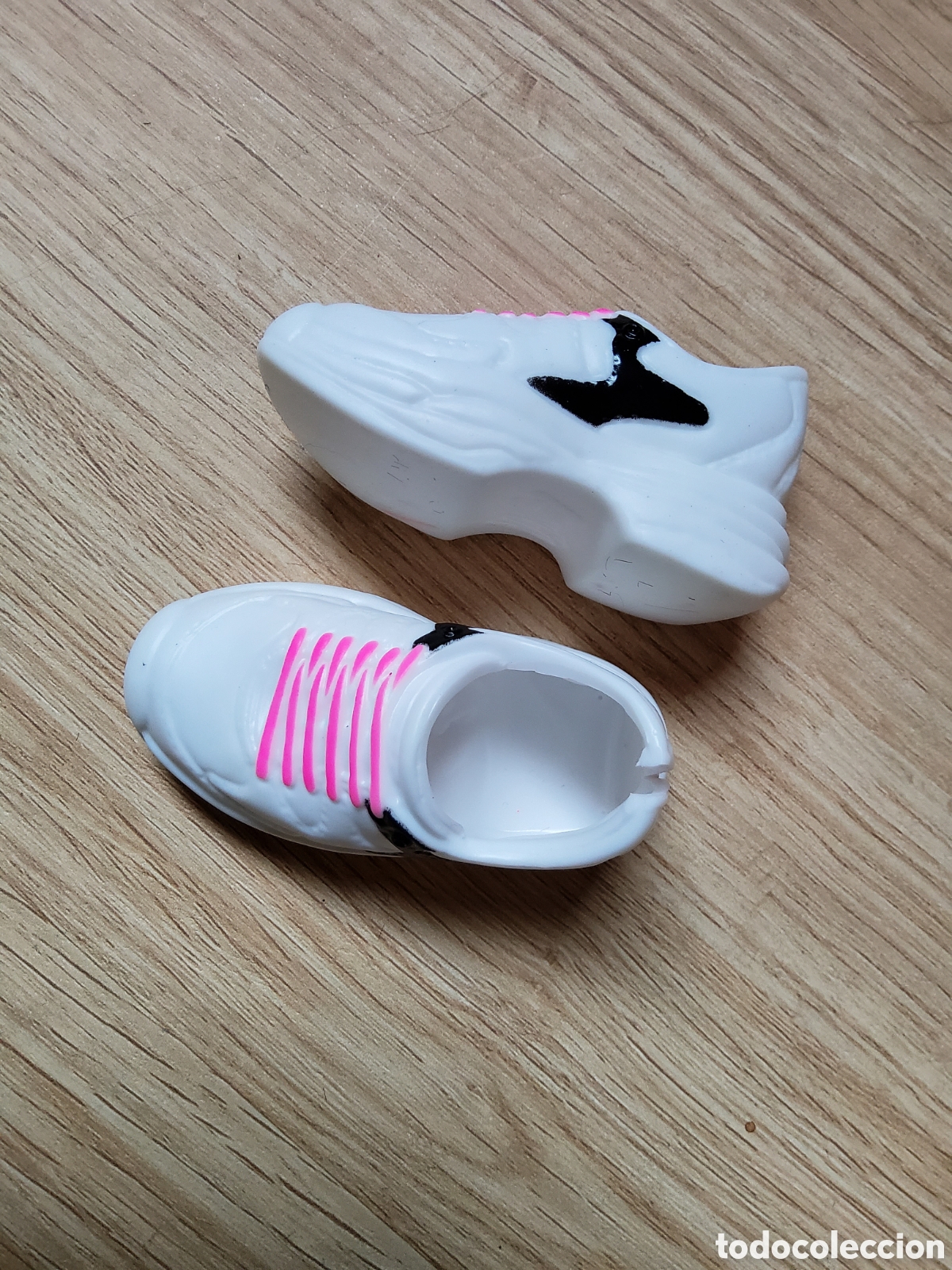 Mu&ntilde;ecas Nancy y Lucas: Zapatillas, deportivos mu&ntilde;eca Nancy new - Foto 2