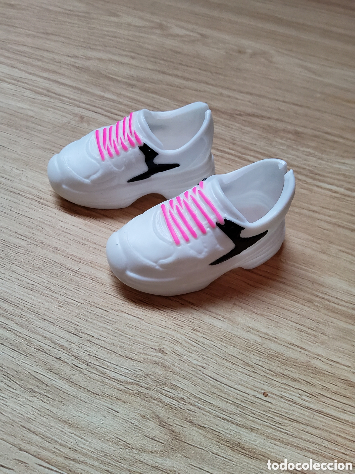 Mu&ntilde;ecas Nancy y Lucas: Zapatillas, deportivos mu&ntilde;eca Nancy new - Foto 3