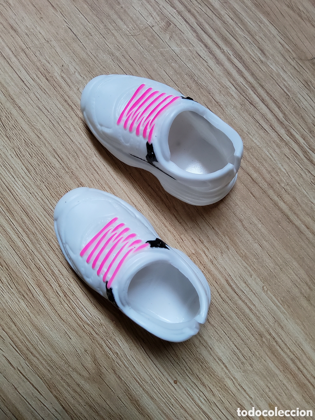 Mu&ntilde;ecas Nancy y Lucas: Zapatillas, deportivos mu&ntilde;eca Nancy new