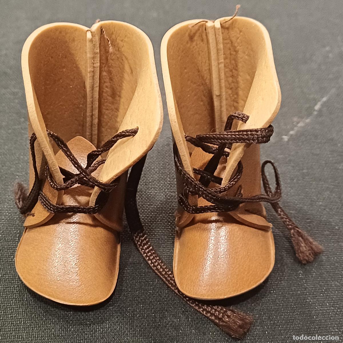Mu&ntilde;ecas Nancy y Lucas: BOTAS PIEL MARRONES PARA NANCY DE FAMOSA. - Foto 1