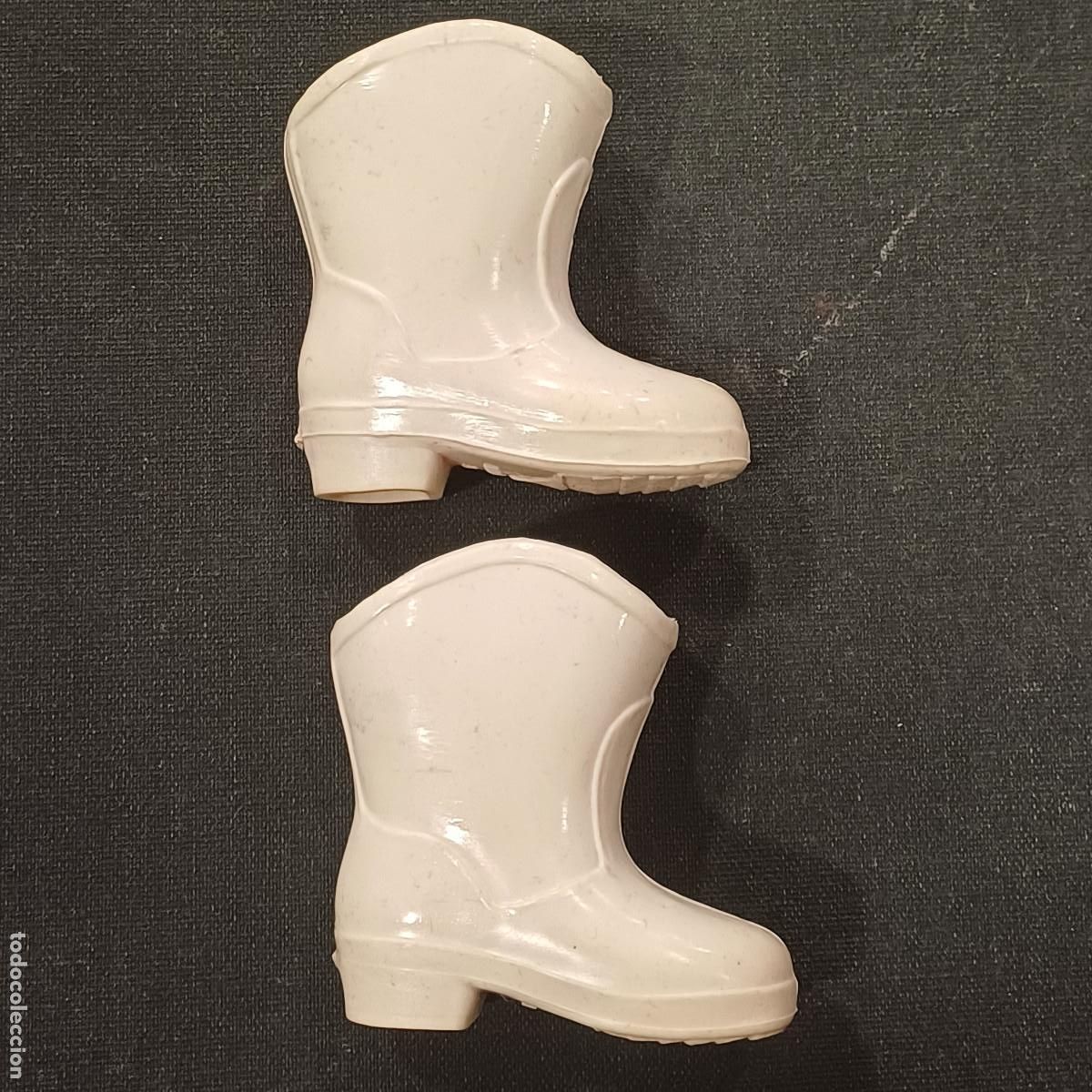 Mu&ntilde;ecas Nancy y Lucas: BOTAS BLANCAS PARA NANCY DE FAMOSA. - Foto 2