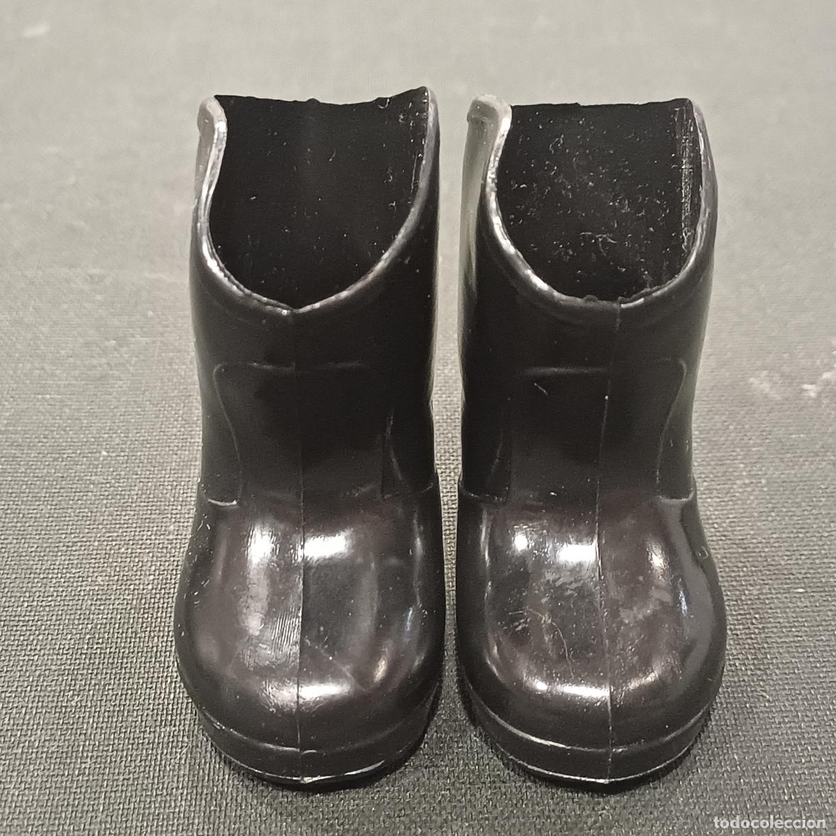 Mu&ntilde;ecas Nancy y Lucas: BOTAS NEGRAS PARA NANCY DE FAMOSA. - Foto 1