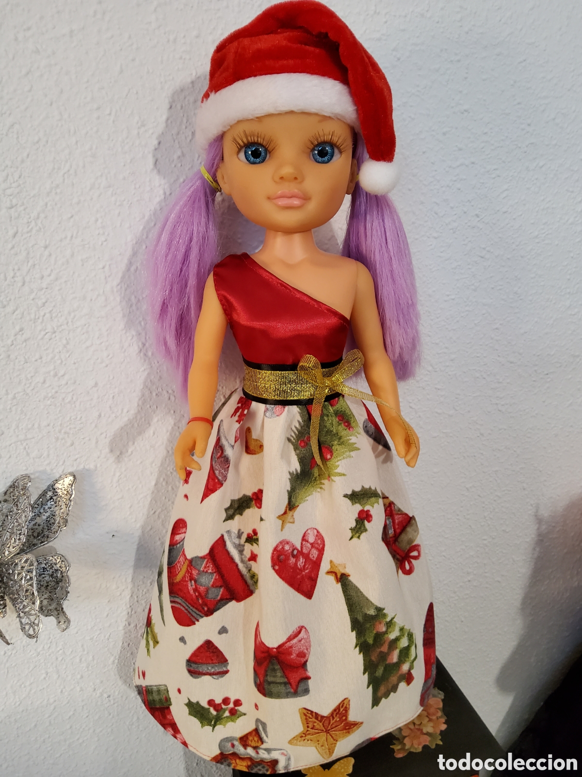 Mu&ntilde;ecas Nancy y Lucas: Vestido Navidad con gorro para mu&ntilde;eca Nancy o mu&ntilde;eca kika