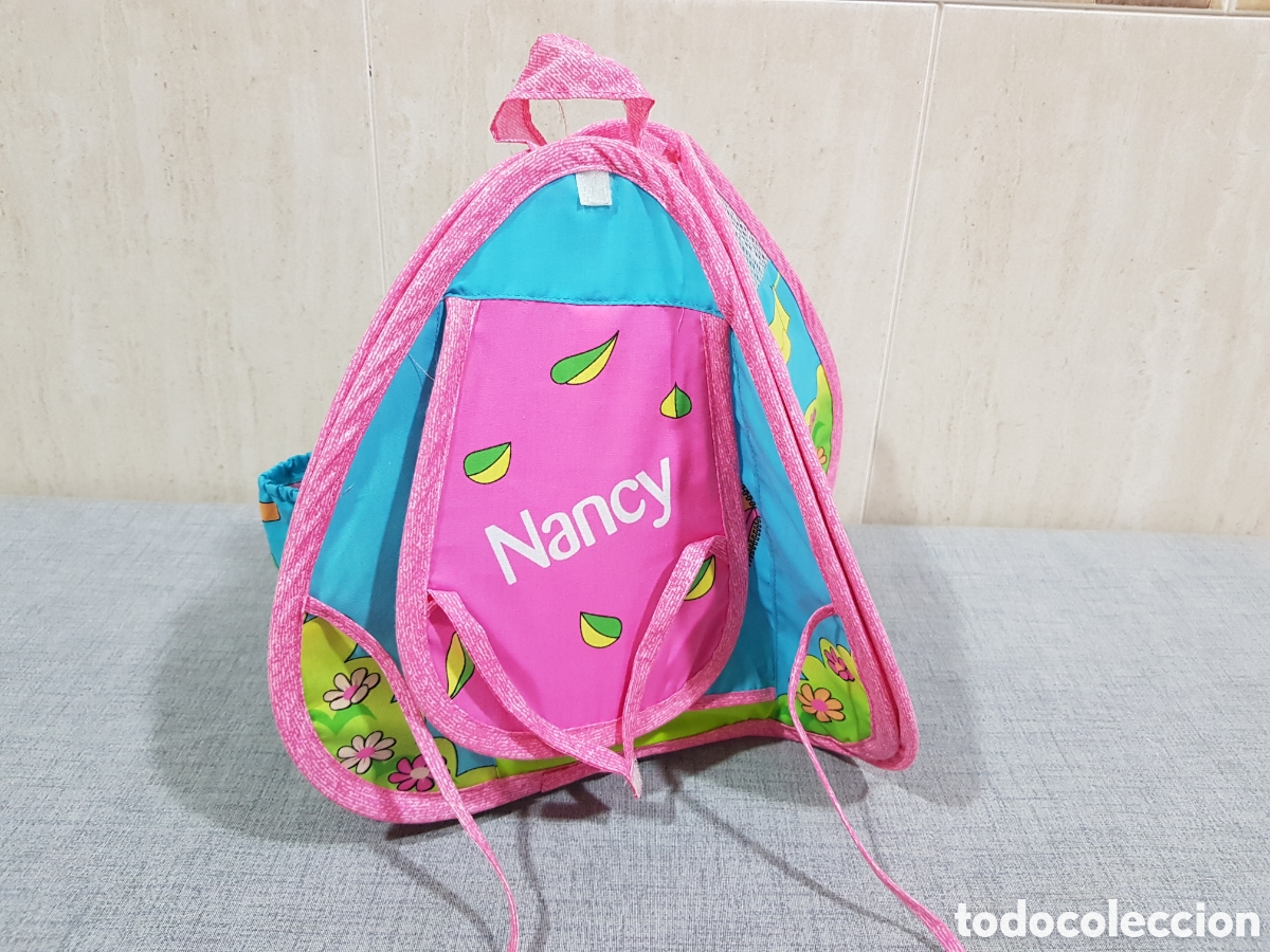 Mu&ntilde;ecas Nancy y Lucas: NANCY. TIENDA DE CAMPA&Ntilde;A
