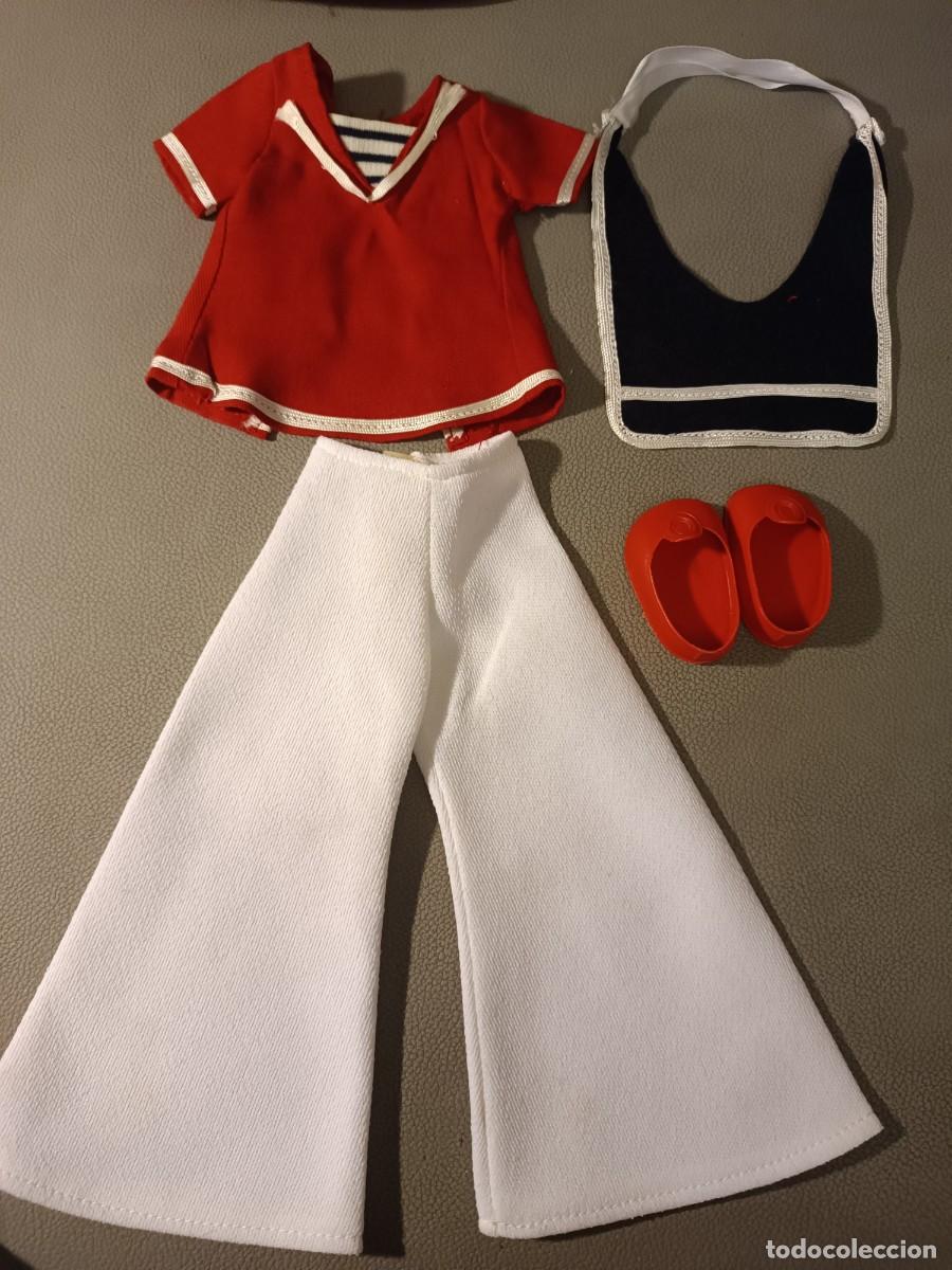 Mu&ntilde;ecas Nancy y Lucas: Conjunto de mu&ntilde;eca Lesly a&ntilde;os 70 Mod. Liberty N&ordm;10