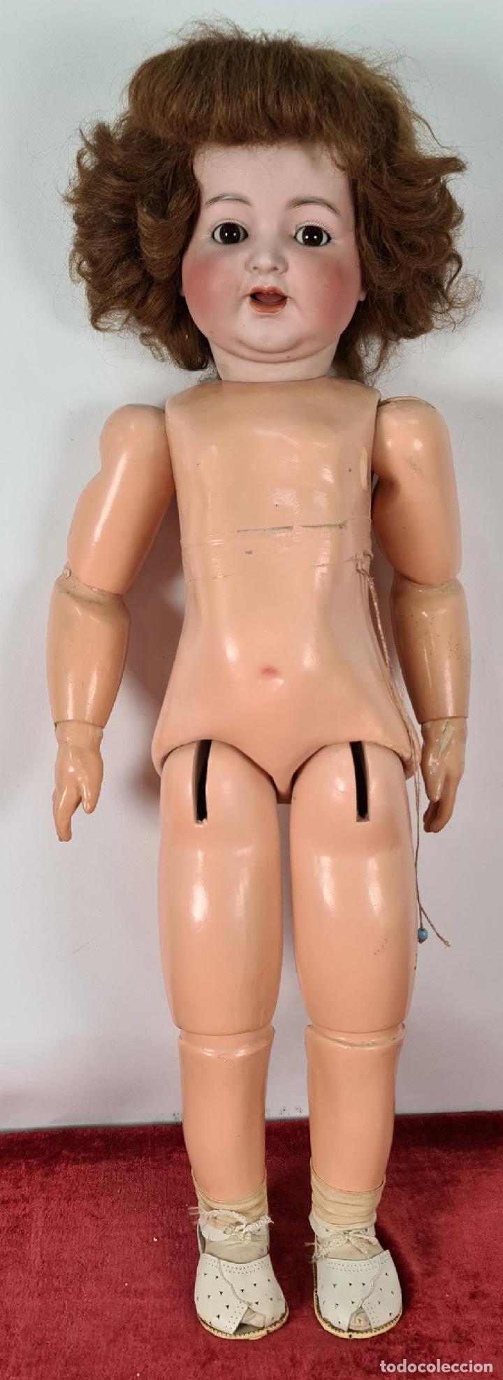 Poupée en porcelaine De Simon et Halbig