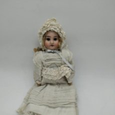 Bambole Porcellana: MUÑECA ANTIGUA BEBE ALEMANA MEDIDAS MEDIANAS ALTURA 30 CENTIMETROS. Lote 347280518
