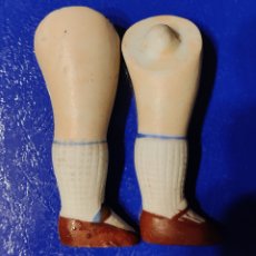 Muñecas Porcelana: PIERNAS DE BISCUIT DE MUÑECA ANTIGUA. Lote 245187495