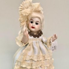 Muñecas Porcelana: MIGNONNETTE O PEQUEÑA MUÑECA DE PORCELANA