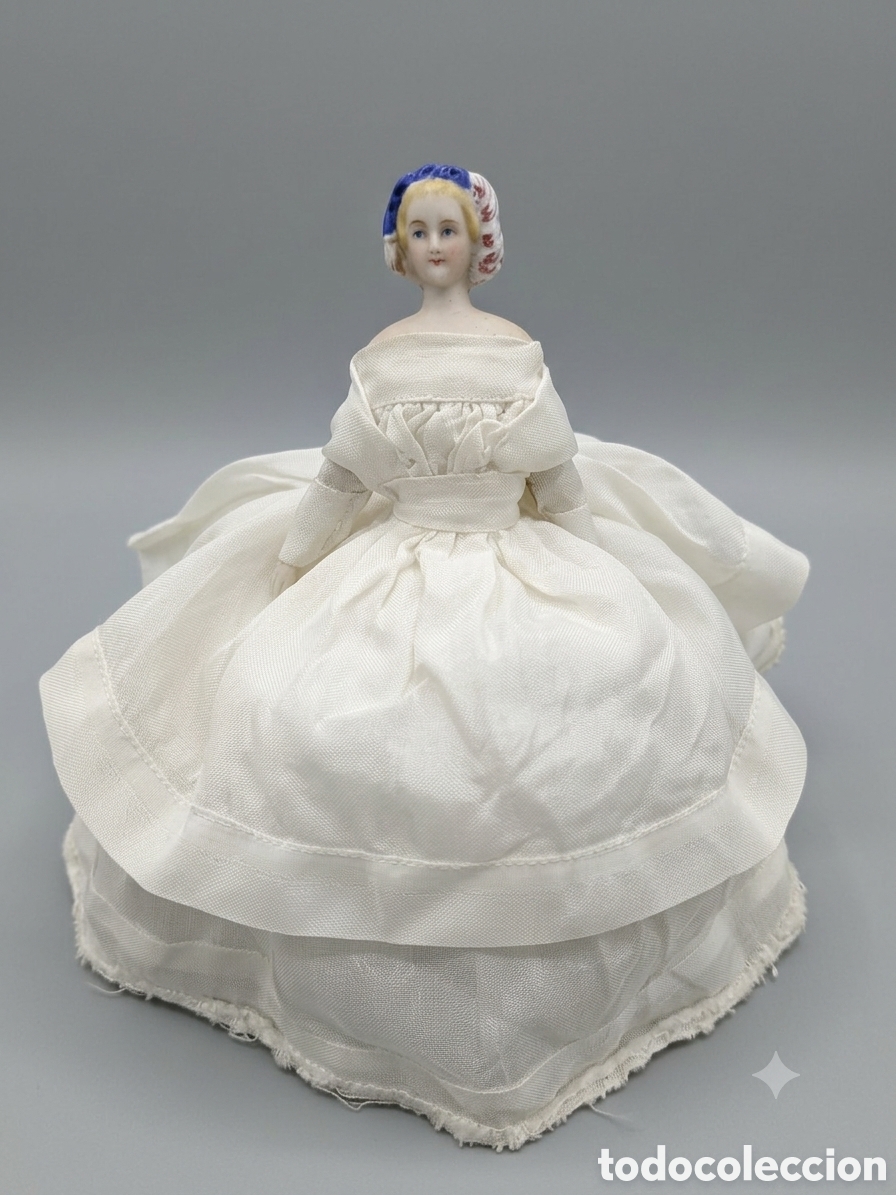 Mu&ntilde;ecas porcelana: Antigua mu&ntilde;eca Parian Eugenia de Montijo emperatriz de Francia