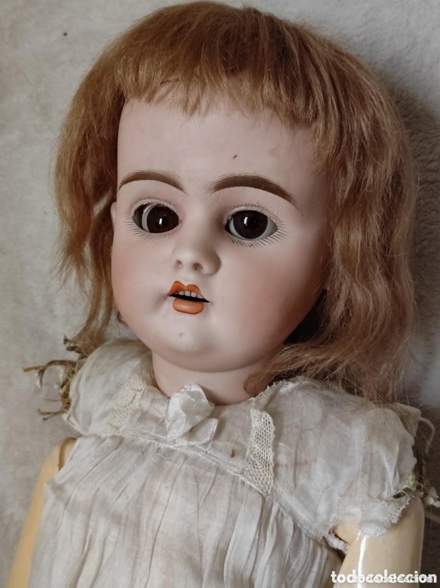 Mu&ntilde;ecas porcelana: Antigua mu&ntilde;eca porcelana carton piedra y madera de 59 cm - 422 en la nuca