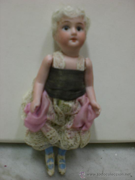 Mu&ntilde;ecas porcelana: mu&ntilde;eca antigua - Foto 1