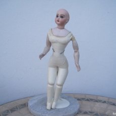 Bambole Porcellana: ANTIGUA JUMEAU DE MANIQUI, PECTORAL Y CABEZA DE BISCUIT, CUERPO DE PIEL DE CABRITILLA. 43 CM.
