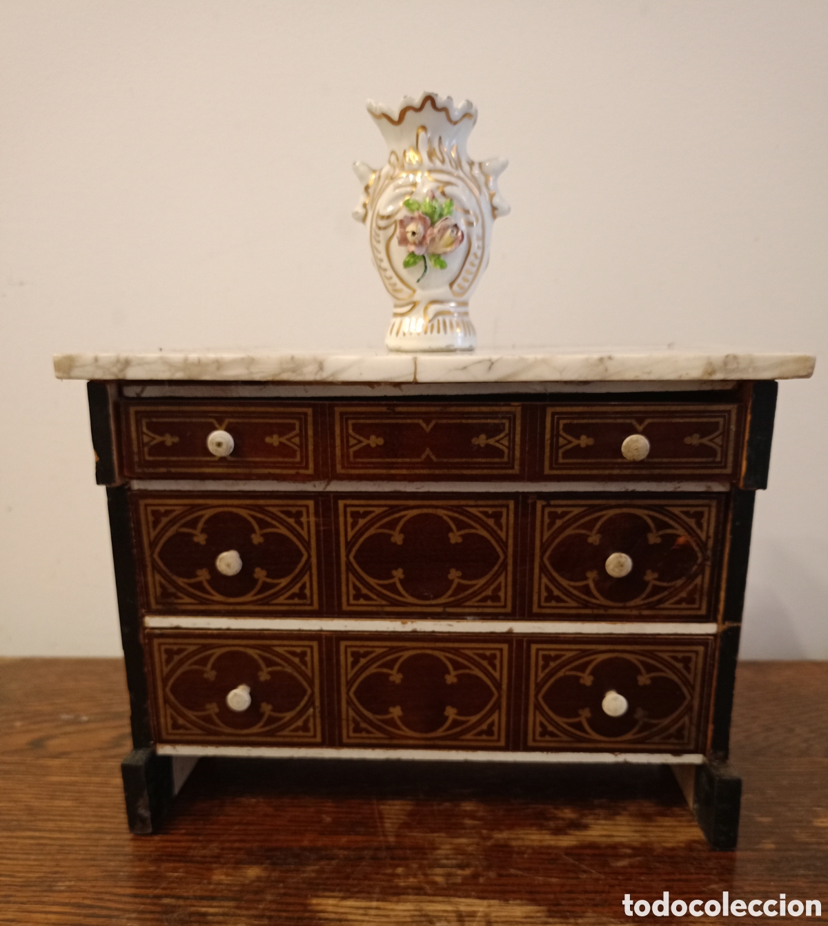 Mu&ntilde;ecas porcelana: Antiguo mueble Biadermaier de mediados del XIX para mu&ntilde;eca Bru,Jumeau