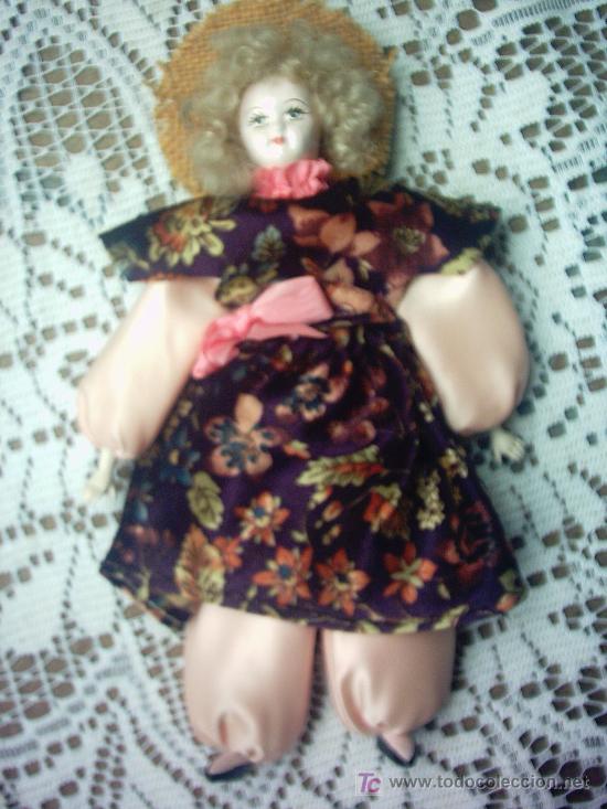 Mu&ntilde;ecas porcelana: MU&Ntilde;ECA DE PORCELANA - Foto 1