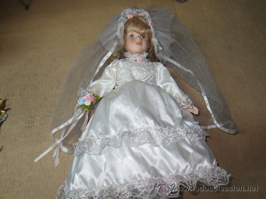 Mu&ntilde;ecas porcelana: mu&ntilde;eca antigua - Foto 1