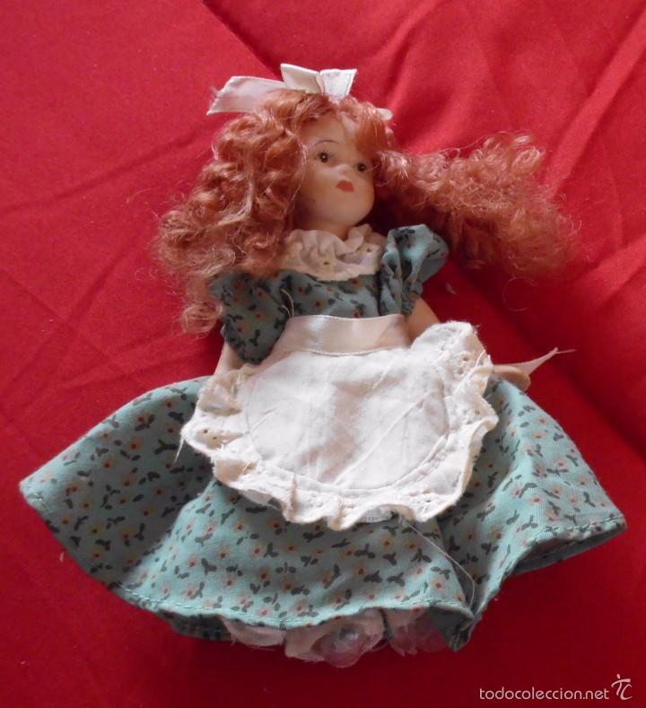 Mu&ntilde;ecas porcelana: Mu&ntilde;eca de porcelana. - Foto 1