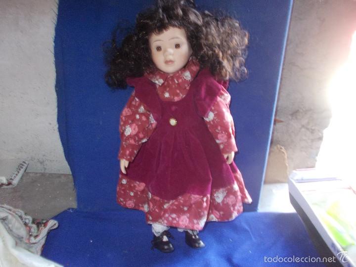 Mu&ntilde;ecas porcelana: mu&ntilde;eca - Foto 1