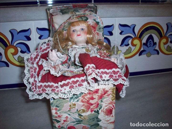 Mu&ntilde;ecas porcelana: Mu&ntilde;eca Caja - Foto 1