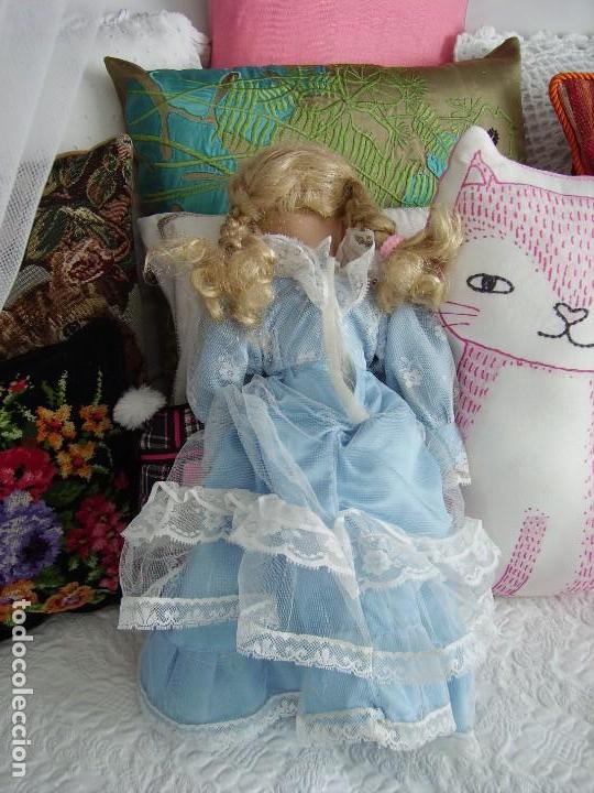 Mu&ntilde;ecas porcelana: Mu&ntilde;eca de porcelana - Foto 2