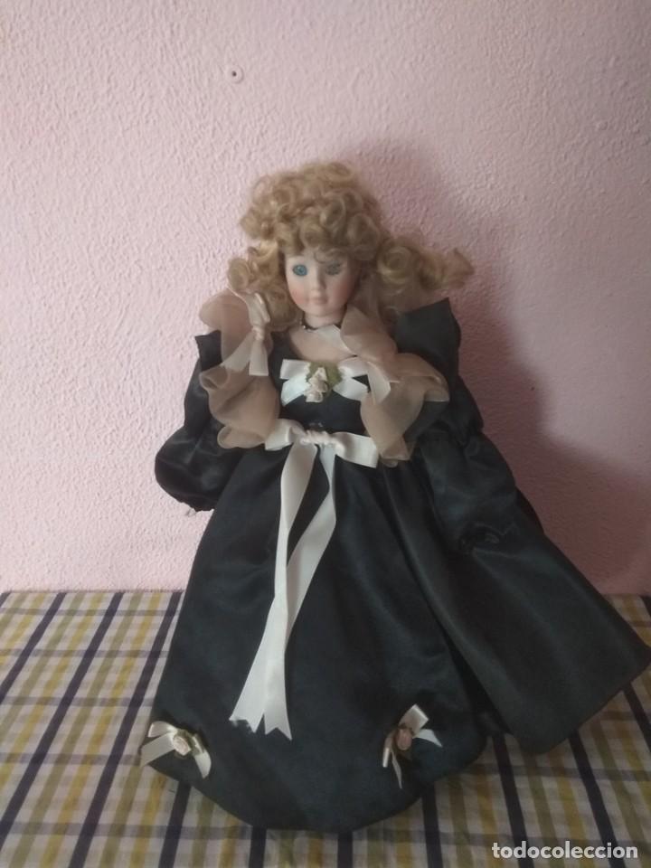 Mu&ntilde;ecas porcelana: Mu&ntilde;eca de porcelana - Foto 1