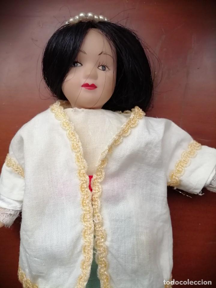 Mu&ntilde;ecas porcelana: Mu&ntilde;eca de porcelana - Foto 2
