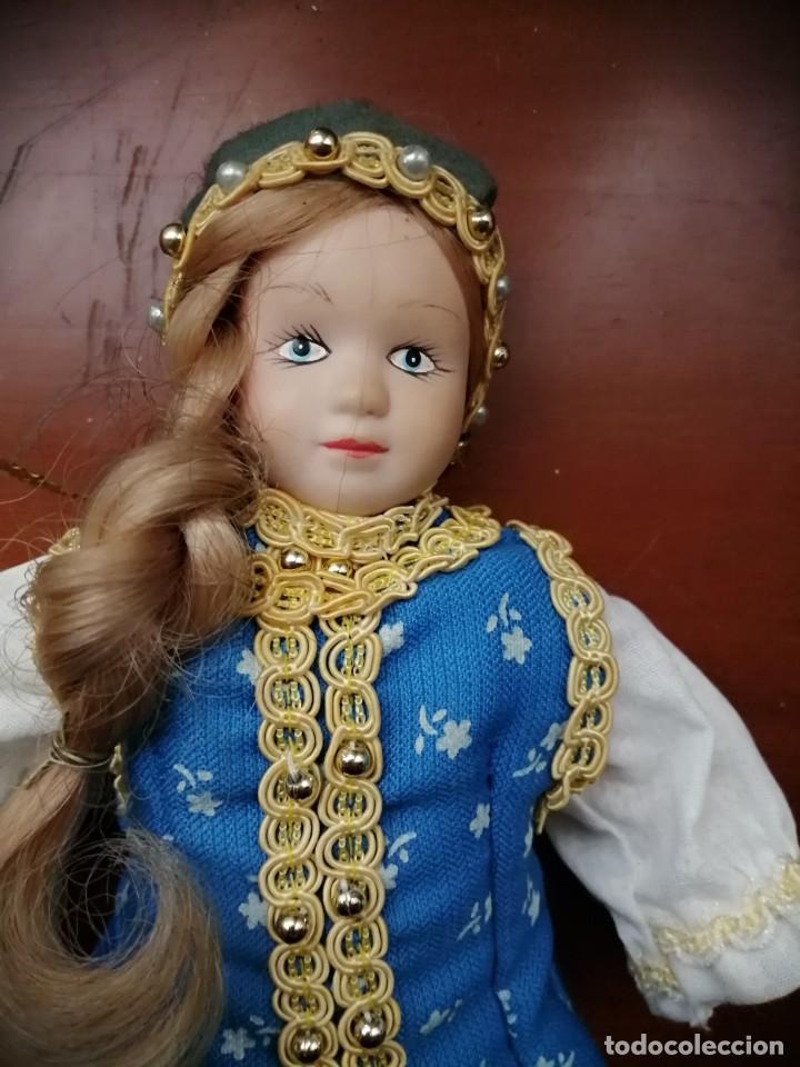 Mu&ntilde;ecas porcelana: Mu&ntilde;eca de porcelana - Foto 2