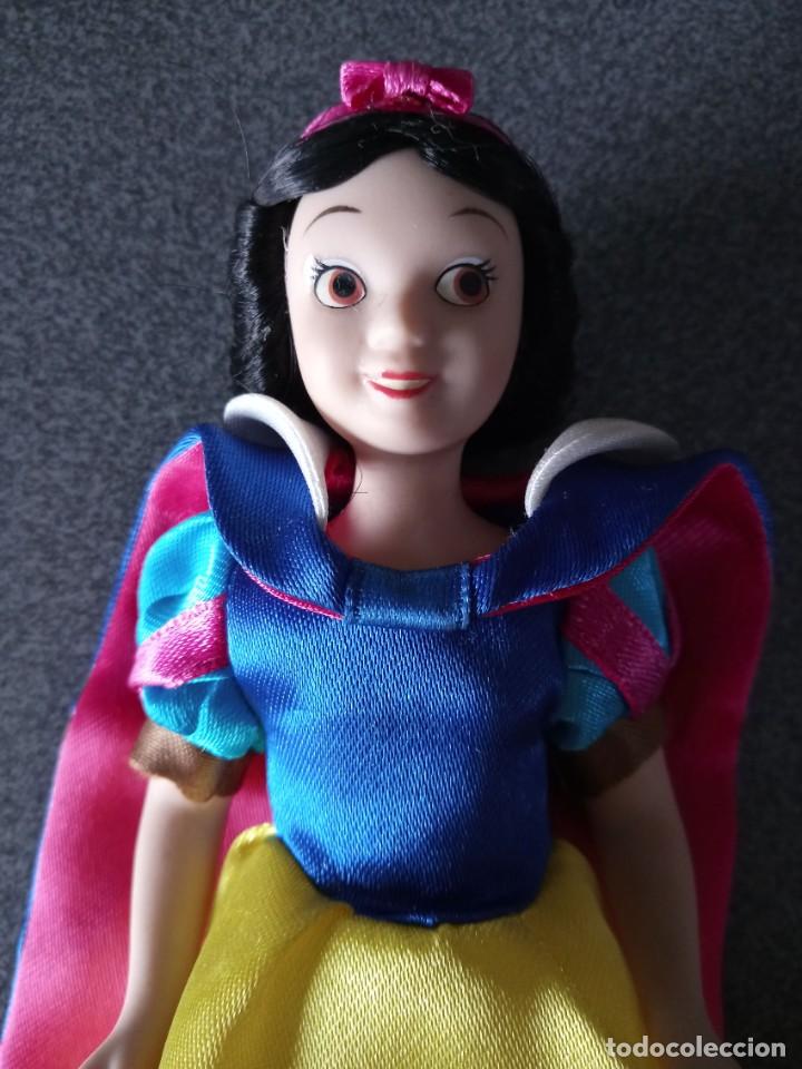 muñeca princesas de porcelana blancanieves disn Comprar Muñecas modernas de porcelana en