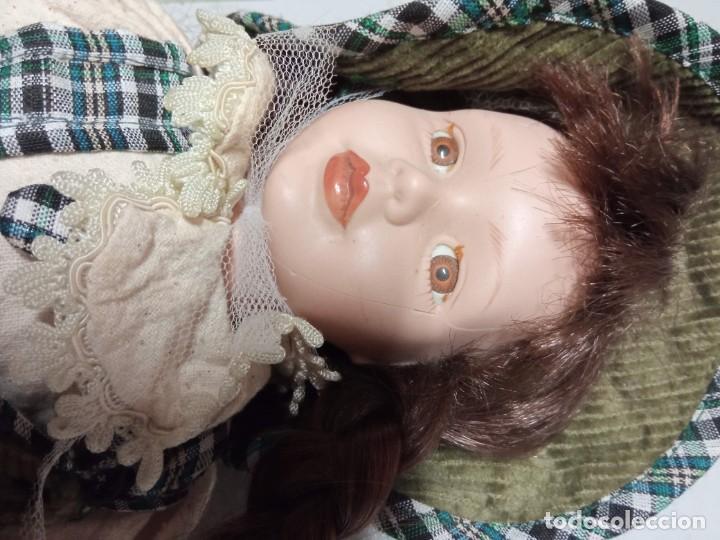 Mu&ntilde;ecas porcelana: Mu&ntilde;eca de porcelana - Foto 2