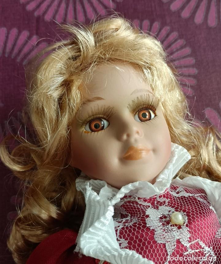 Mu&ntilde;ecas porcelana: Mu&ntilde;eca de Porcelana - Foto 2