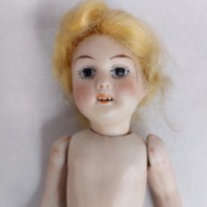 Bambole Porcellana: MUÑECA DE PORCELANA MIDE UNOS 15CM DE ALTA.. Lote 328205713