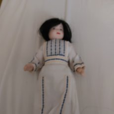 Muñecas Porcelana: MUÑECA DE PORCELANA. Lote 366270881