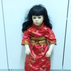 Muñecas Porcelana: PRECIOSA MUÑECA CHINA DE PORCELANA Y COMPOSICIÓN - ARTICULADA - 67CM