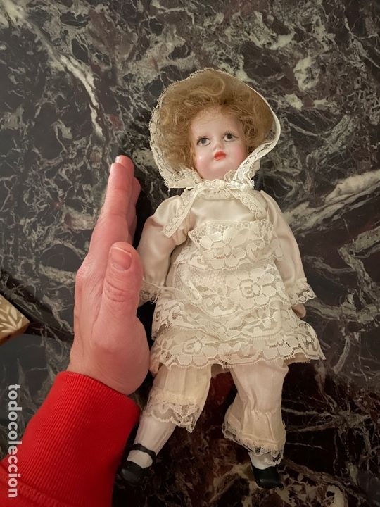 Mu&ntilde;ecas porcelana: Mu&ntilde;eca de procelana rara. - Foto 4
