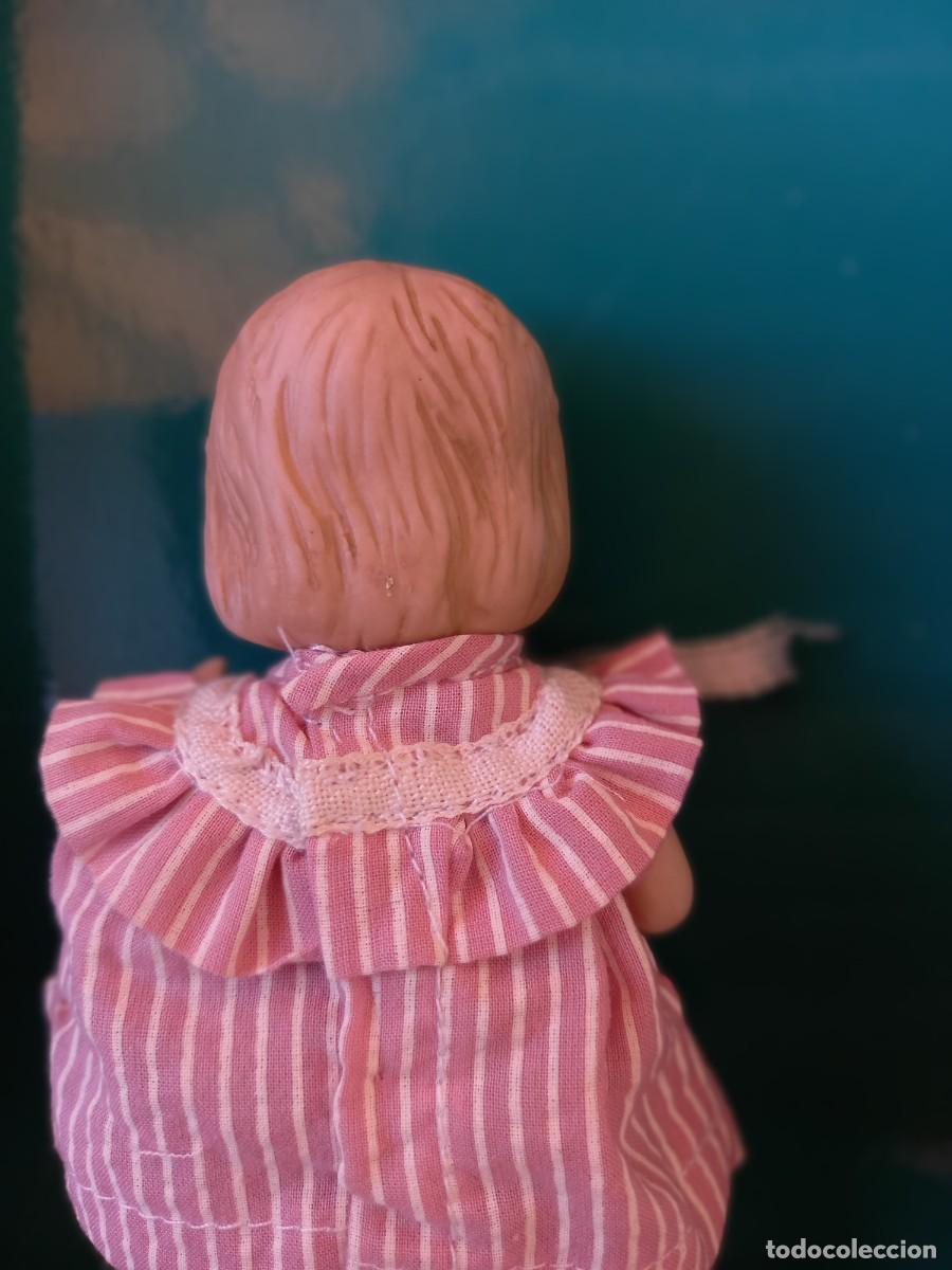 Mu&ntilde;ecas porcelana: Mu&ntilde;eca antigua 14 cm. - Foto 4