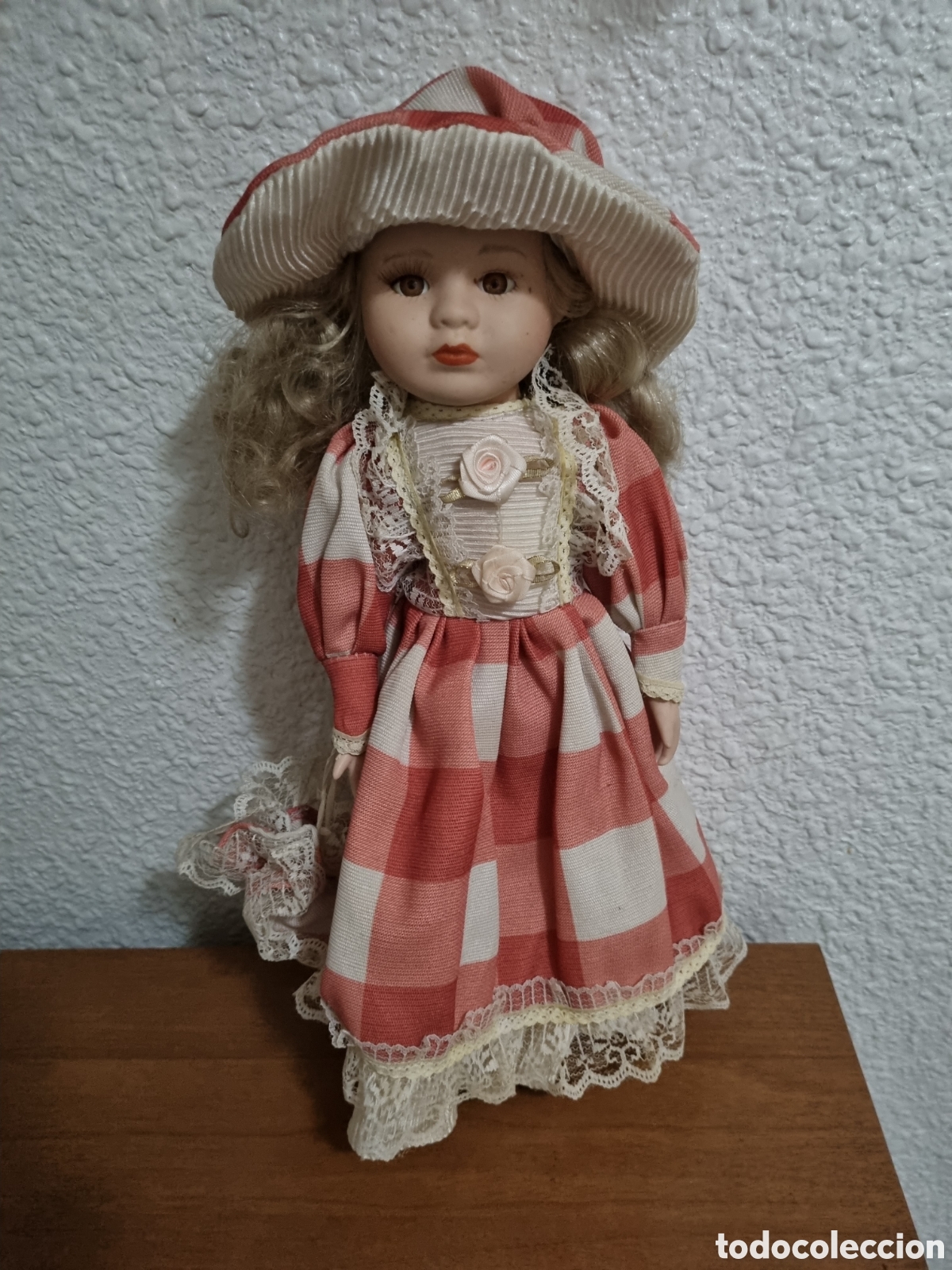 Mu&ntilde;ecas porcelana: Mu&ntilde;eca antigua - Foto 2