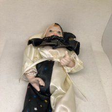Muñecas Porcelana: ARLEQUÍN DE PORCELANA
