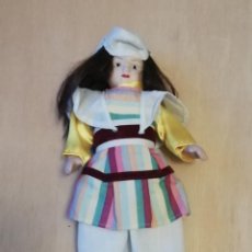 Muñecas Porcelana: MUÑECA DE PORCELANA - COLECCIÓN MUÑECAS DEL MUNDO