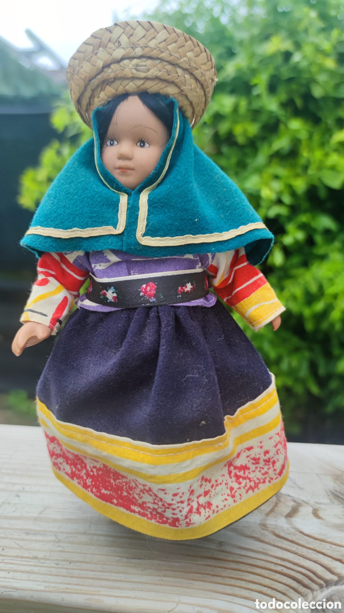 Mu&ntilde;ecas porcelana: Mu&ntilde;ecas del mundo. PERU - Foto 1