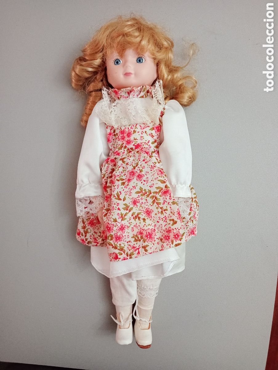 Mu&ntilde;ecas Porcelana: Mu&ntilde;eca de porcelana de colecci&oacute;n