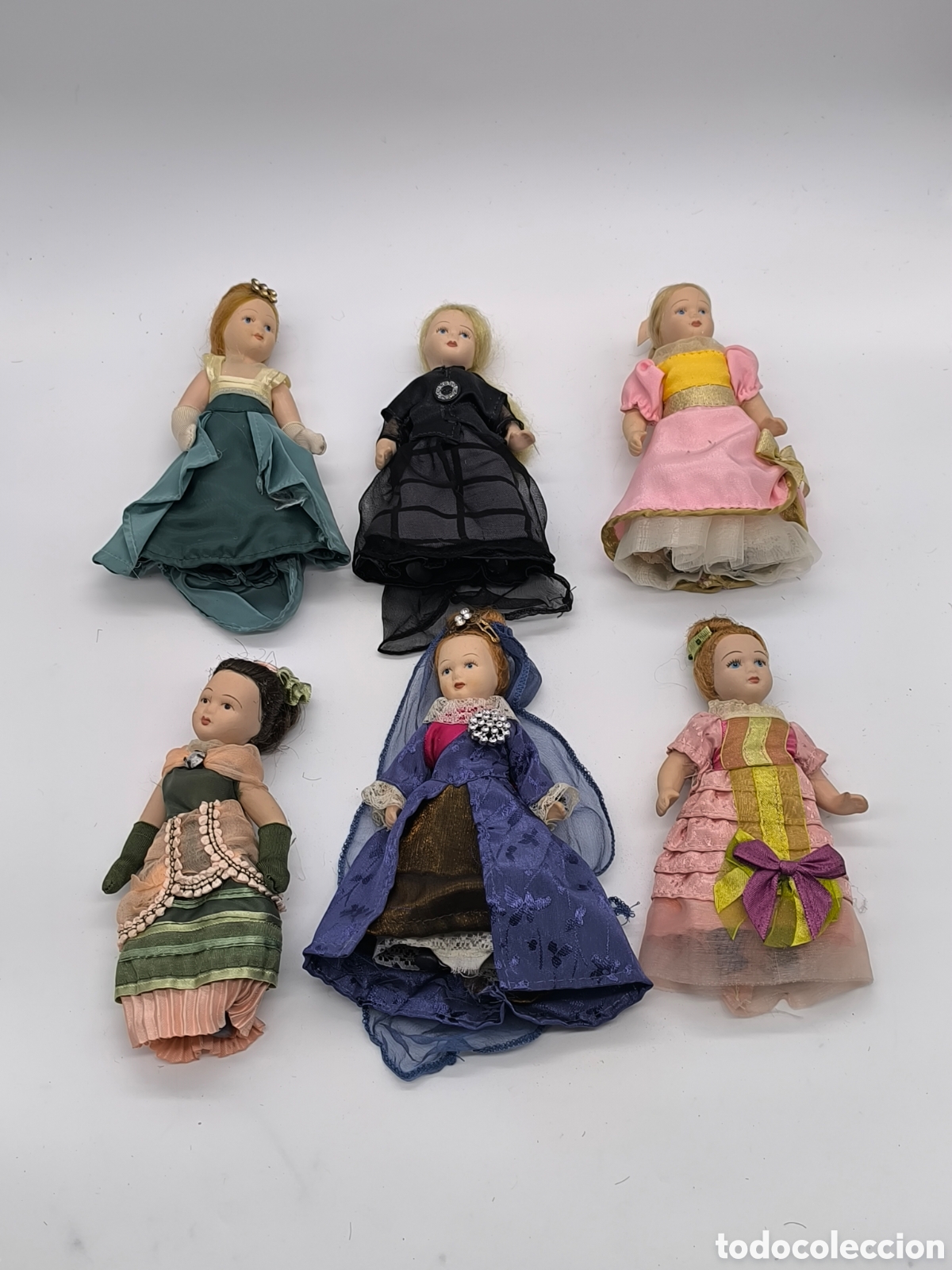 Mu&ntilde;ecas Porcelana: Lote 6 mu&ntilde;ecas de Porcelana vintage con vestidos de &eacute;poca