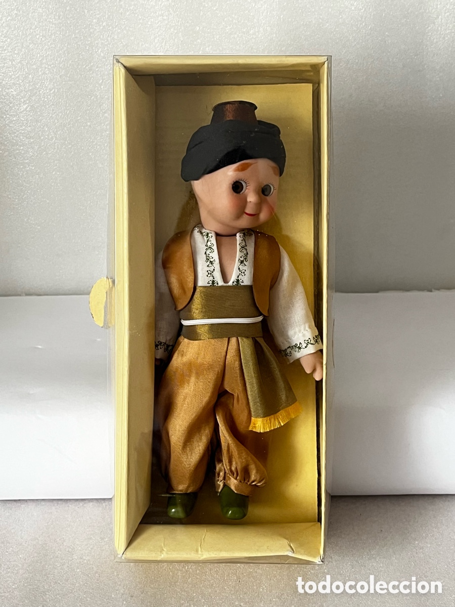 Mu&ntilde;ecas Porcelana: Mu&ntilde;eco de Ali Baba (PlanetaDiagostini)