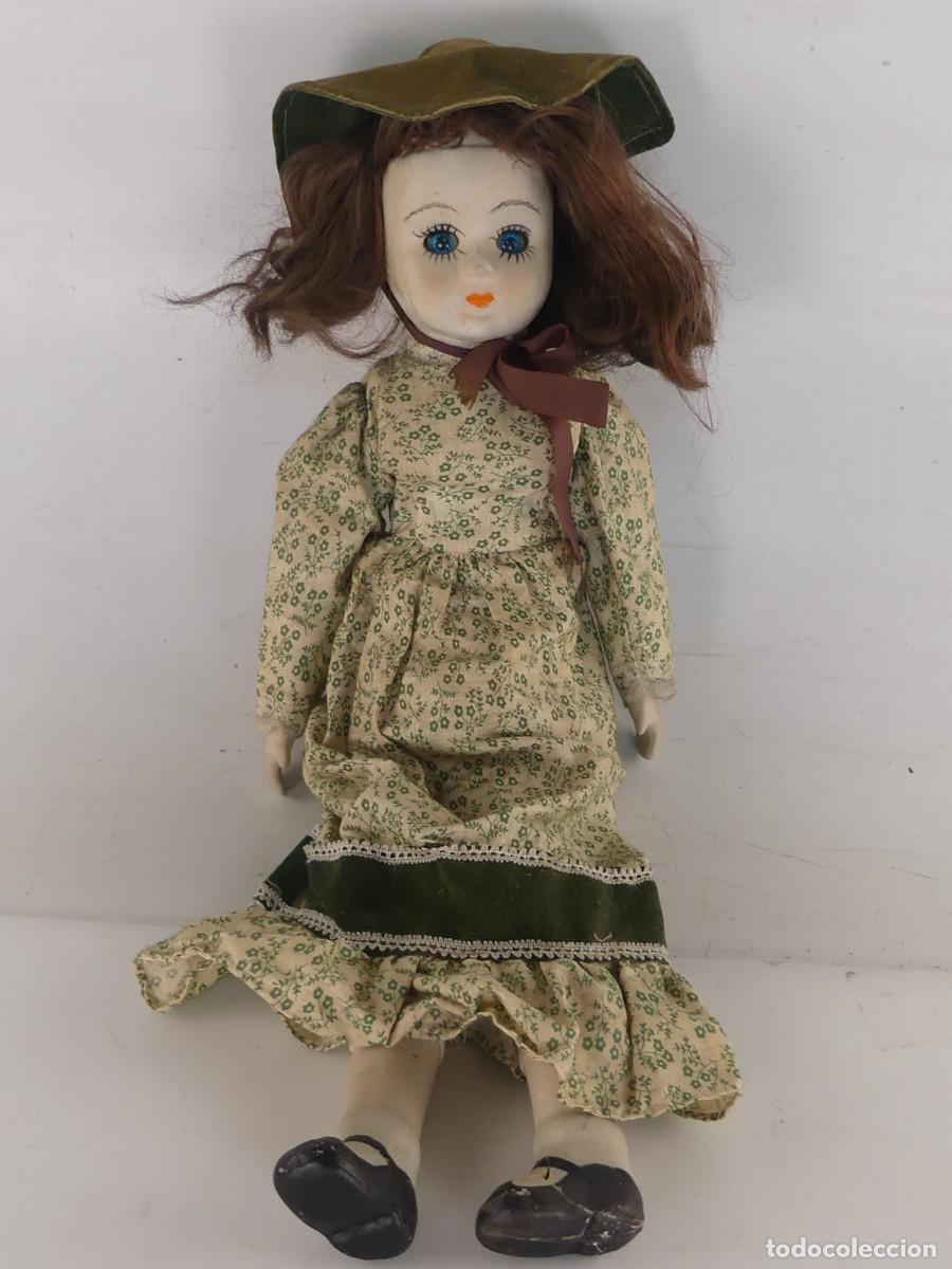 Mu&ntilde;ecas porcelana: MU&Ntilde;ECA DE PORCELANA Y TELA