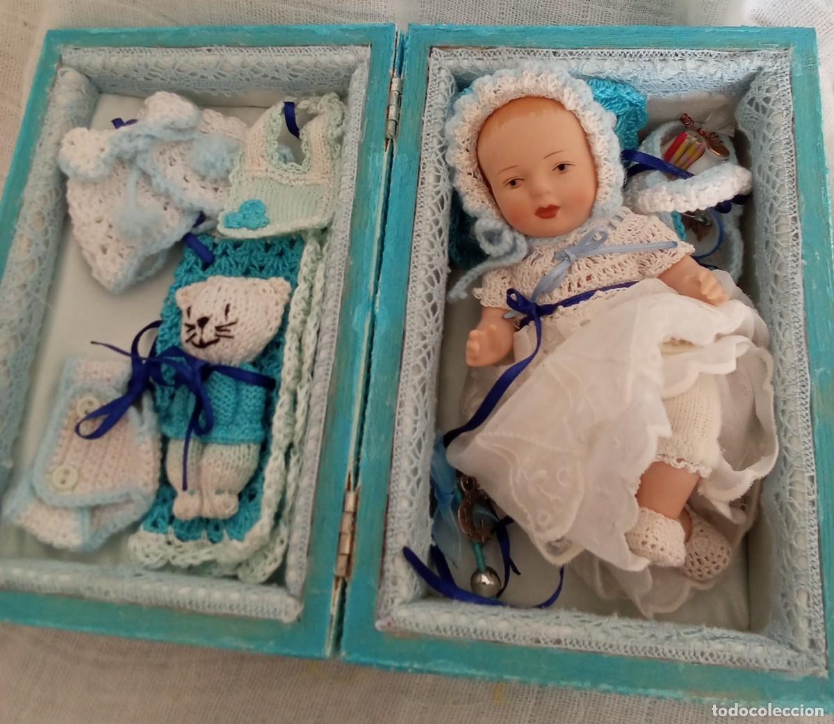 Mu&ntilde;ecas porcelana: Trousseau estilo antiguo