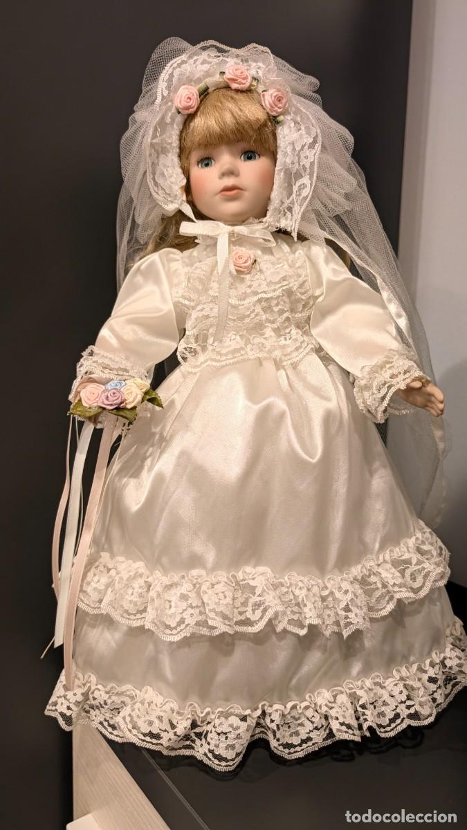 Porcelain Dolls: Mu&ntilde;eca porcelana novia rom&aacute;ntica. Traje de gala con peana