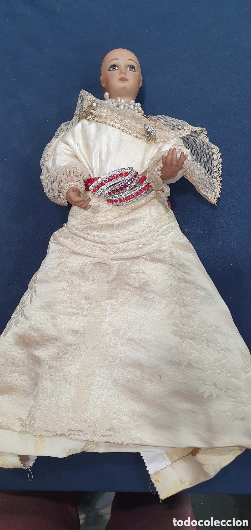 Mu&ntilde;ecas porcelana: Antigua mu&ntilde;eca de porcelana. (L121)