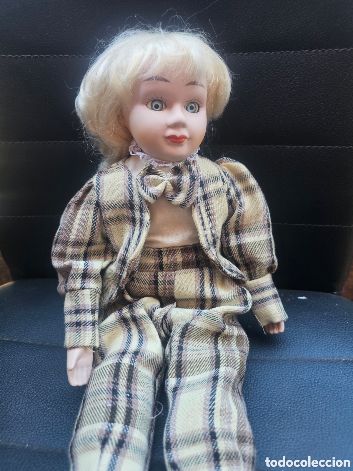 Mu&ntilde;ecas porcelana: Mu&ntilde;eca vintage porcelana 35 cm traje escoses