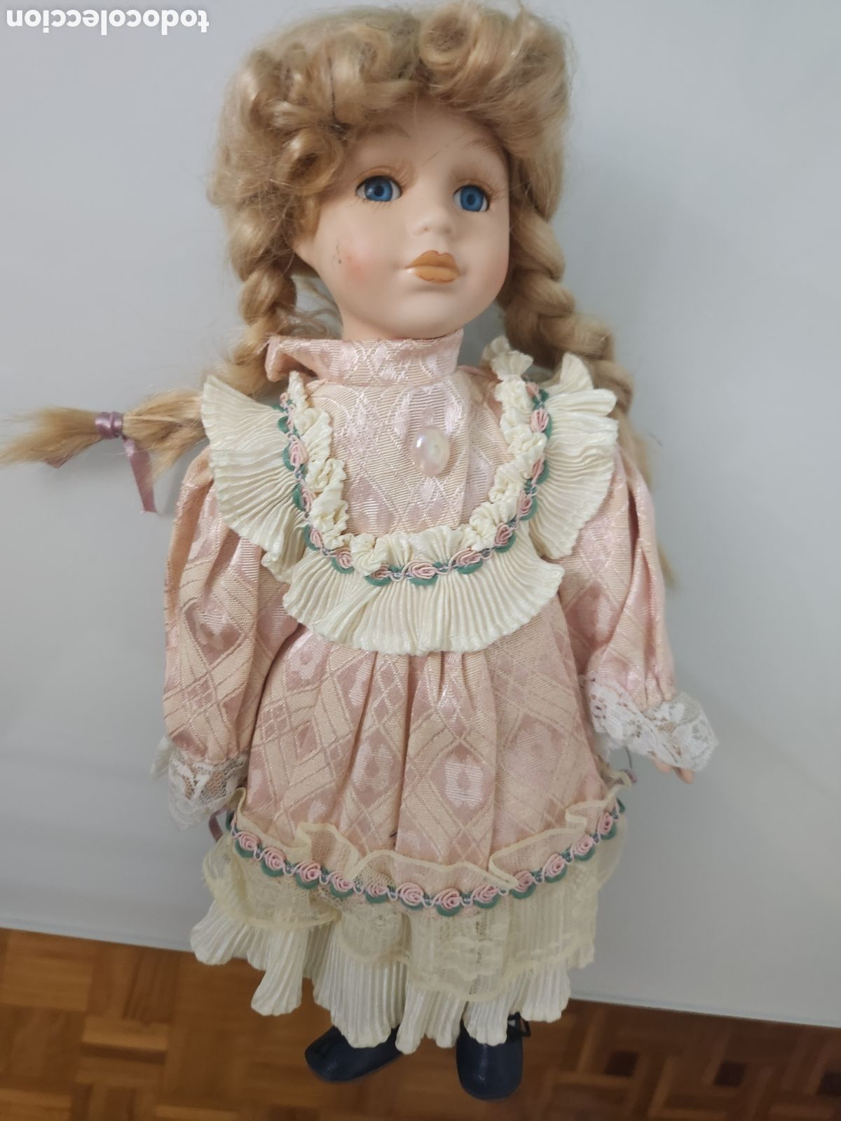 Mu&ntilde;ecas porcelana: Preciosa mu&ntilde;eca de porcelana