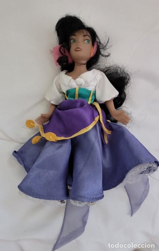 Mu&ntilde;ecas porcelana: Mu&ntilde;eca de porcelana Esmeralda Disney Colecci&oacute;n (El Jorobado de Notre Dame)